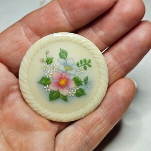 Avon Floral Brooch Womens Cream Vintage Round Flower Pin Cottagecore Accessory